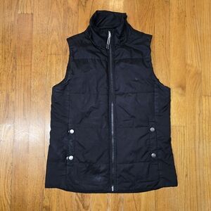 Vuori Women's Sleek Black Vest